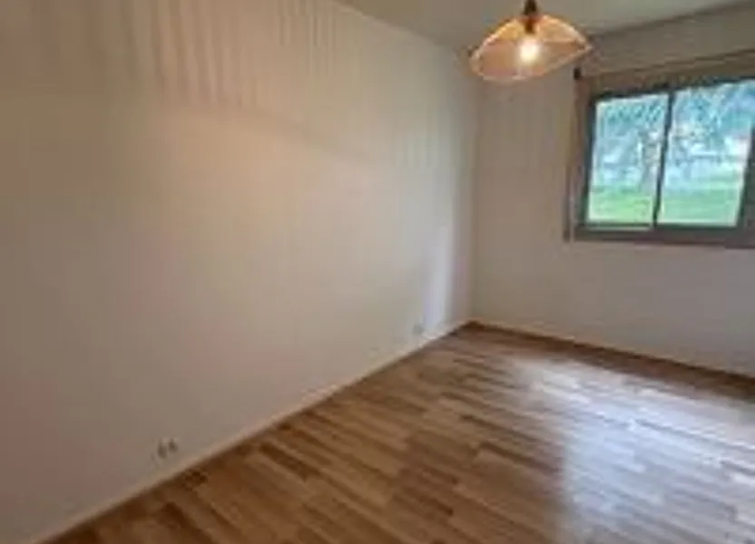 Flat Rue du Nivernais in Brest