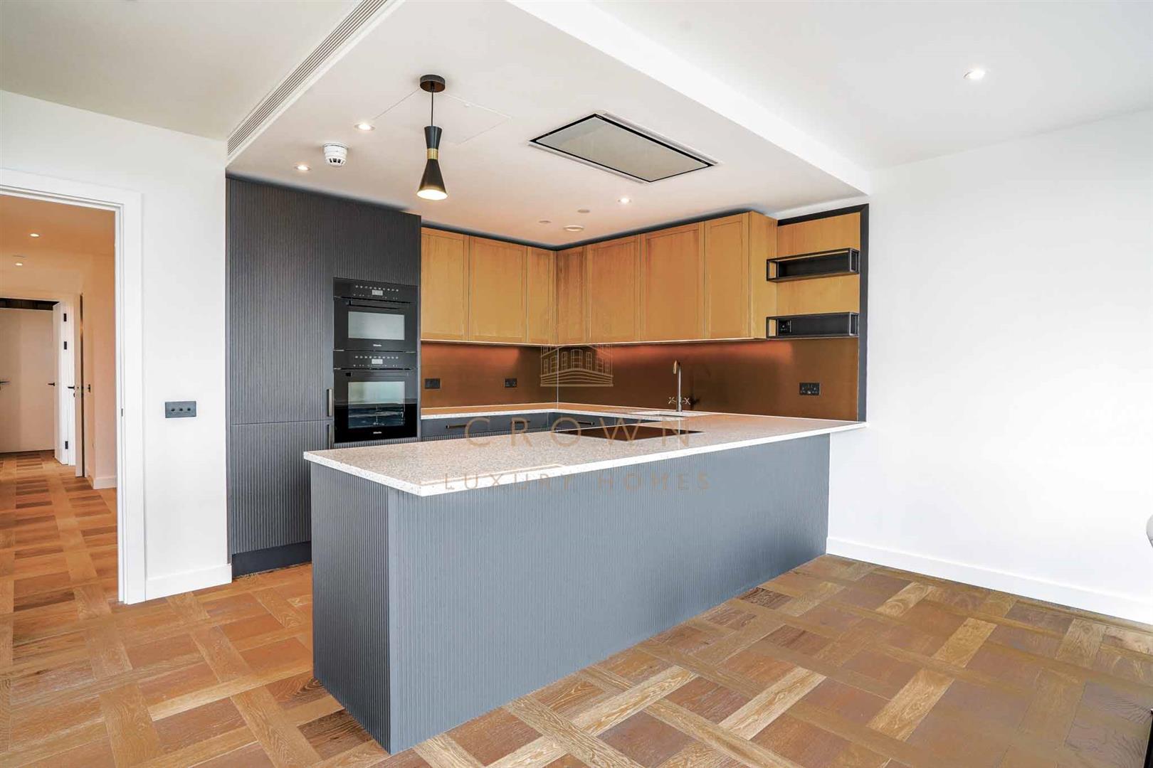 Flat Merino Gardens in Greater London