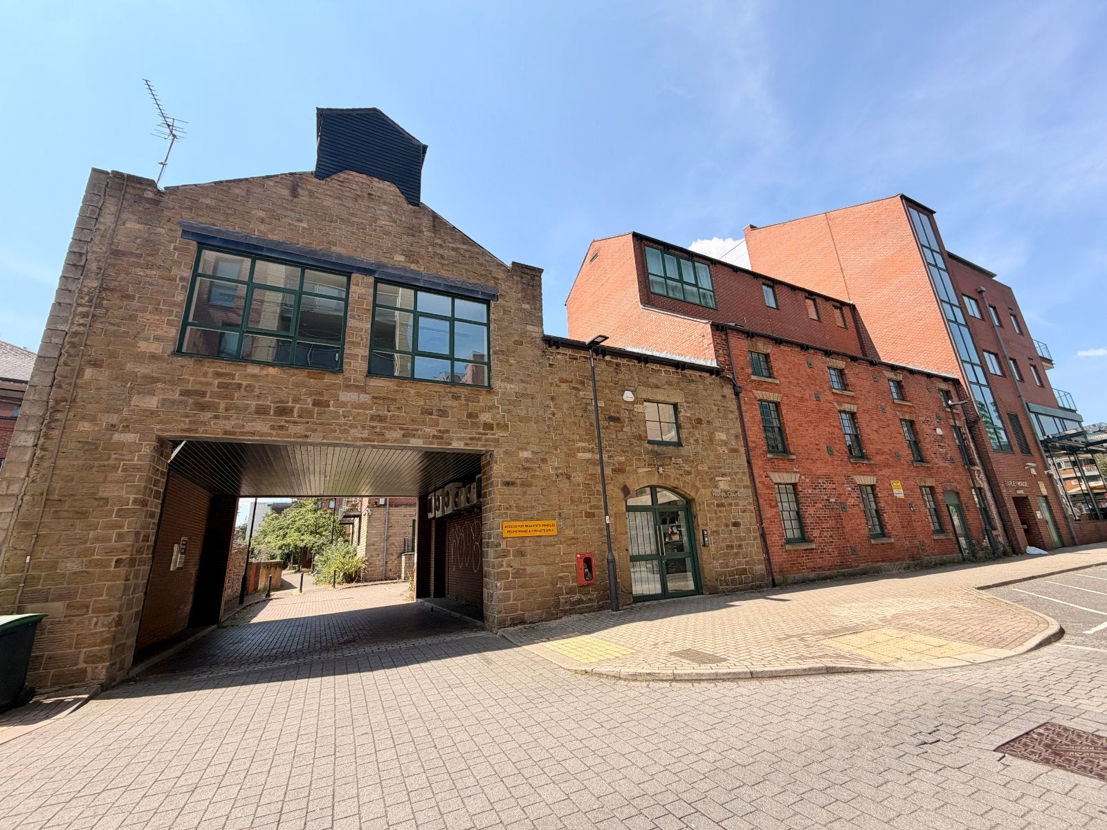 Flat Ecclesall Road in Sheffield