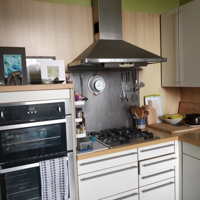 Flat Cobden Crescent in City of Edinburgh