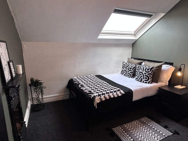 Room Brentwood Street in Leeds