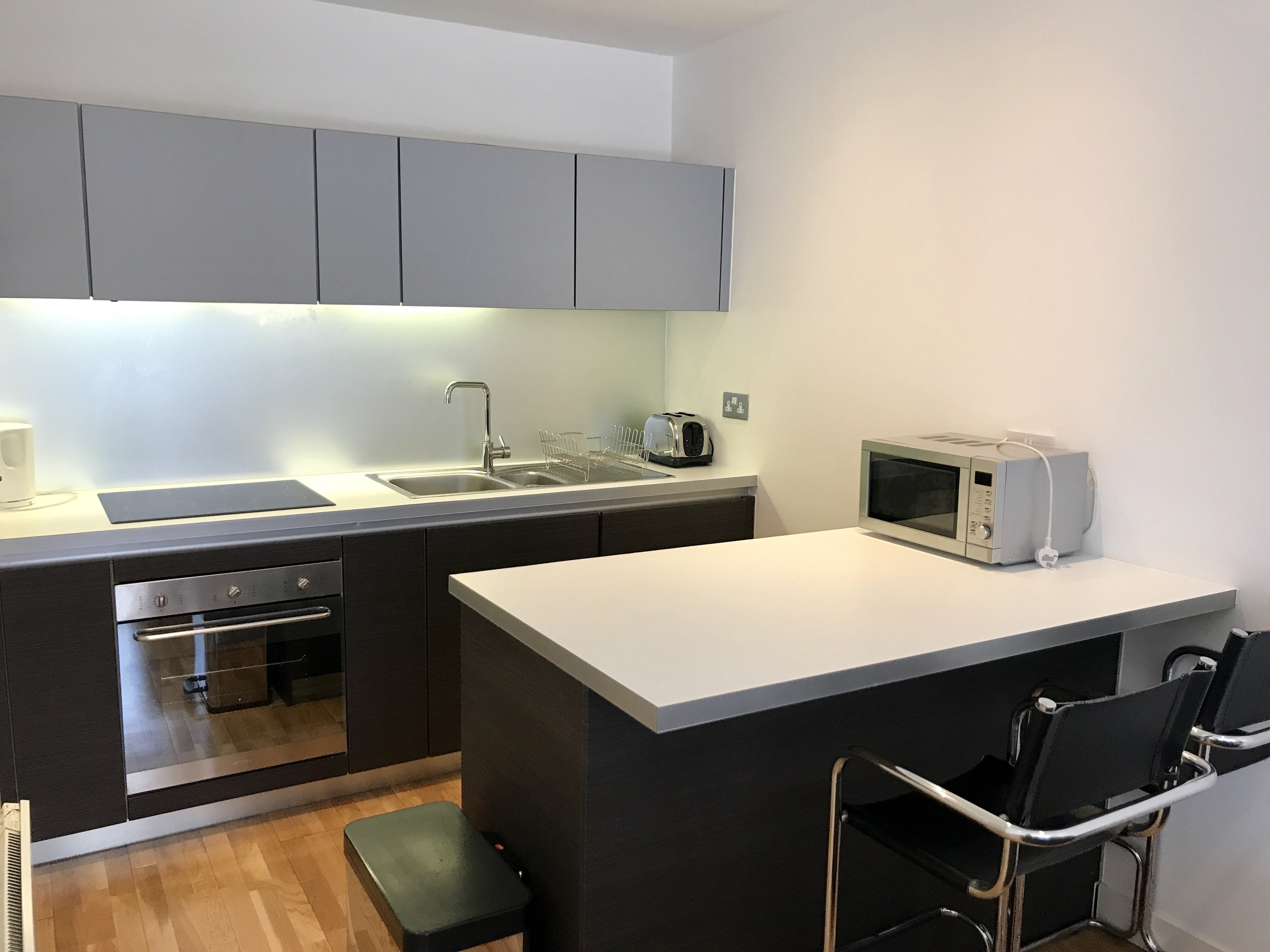 Flat Piccadilly Place in Manchester