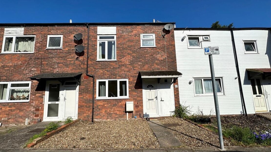 House Braybourne Close in Greater London