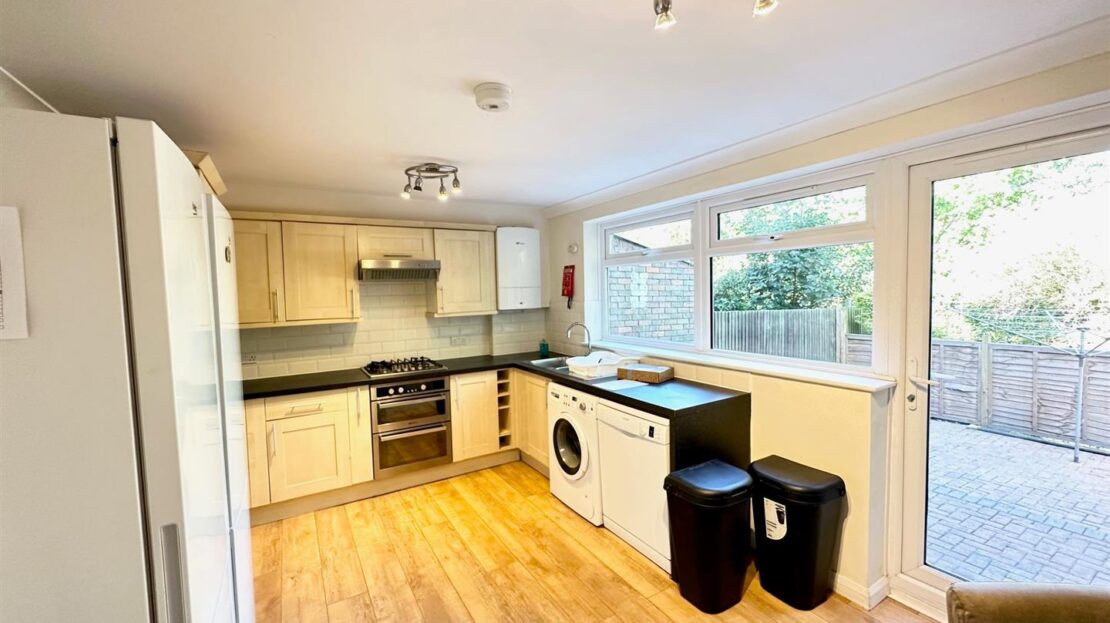 House Braybourne Close in Greater London