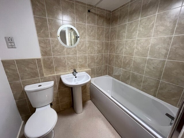 House Fairwinds Close in Dronfield