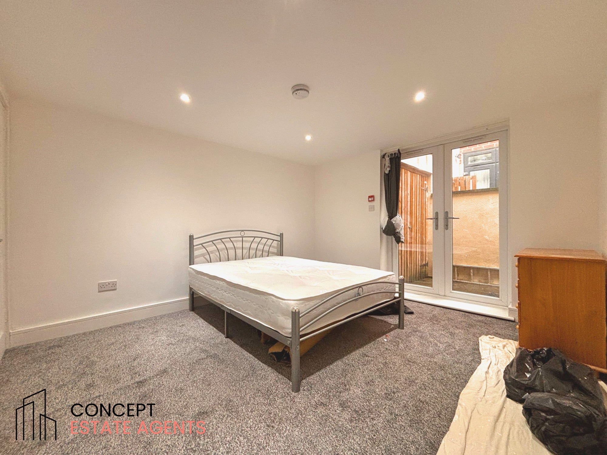 House Cowdrey Road in Greater London