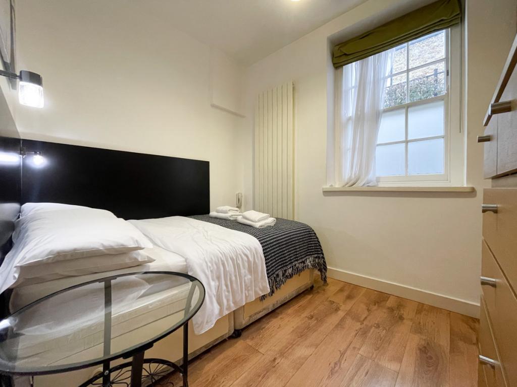 Flat North Gower Street in Greater London