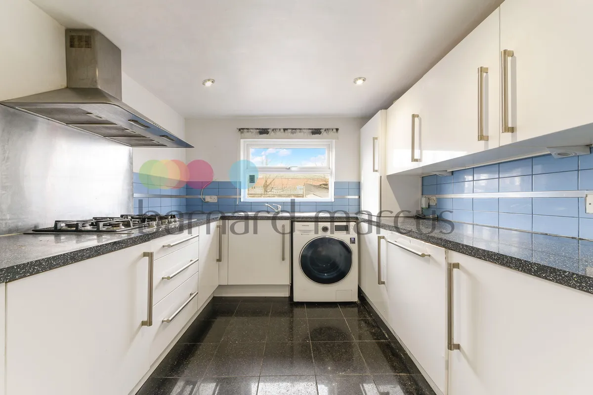 House Carshalton Road in Greater London