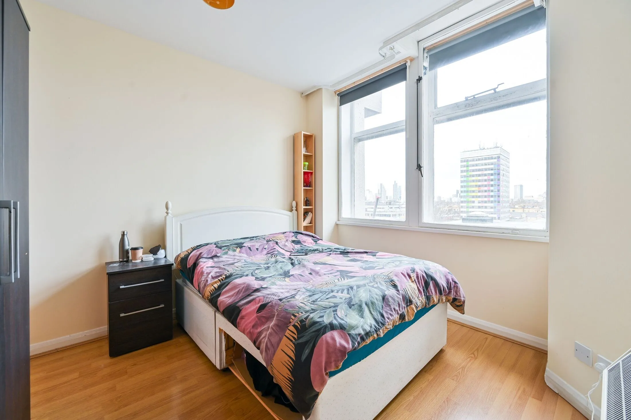 Flat Newington Causeway in Greater London