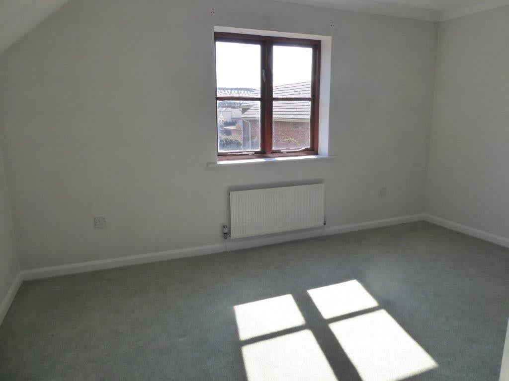 Flat Stables Court in Leverington