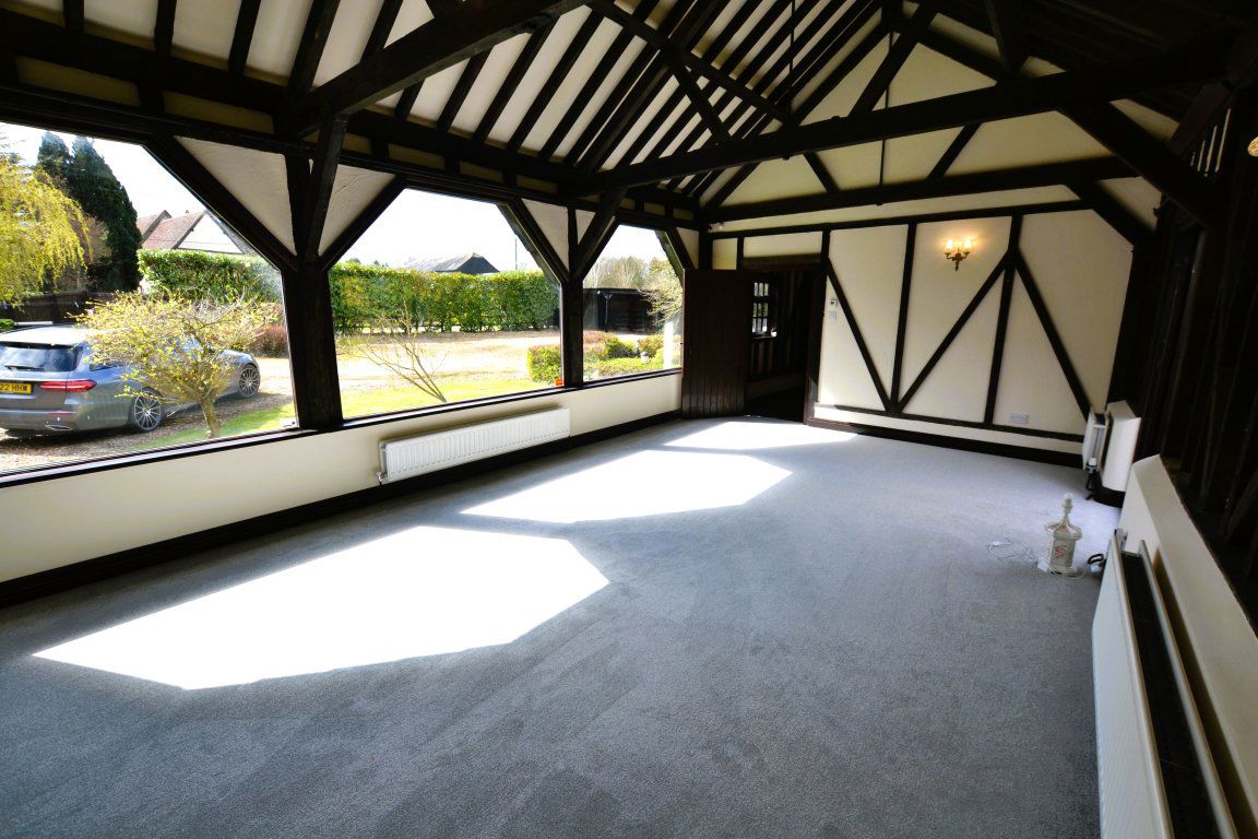 House Pegsdon Way in Shillington