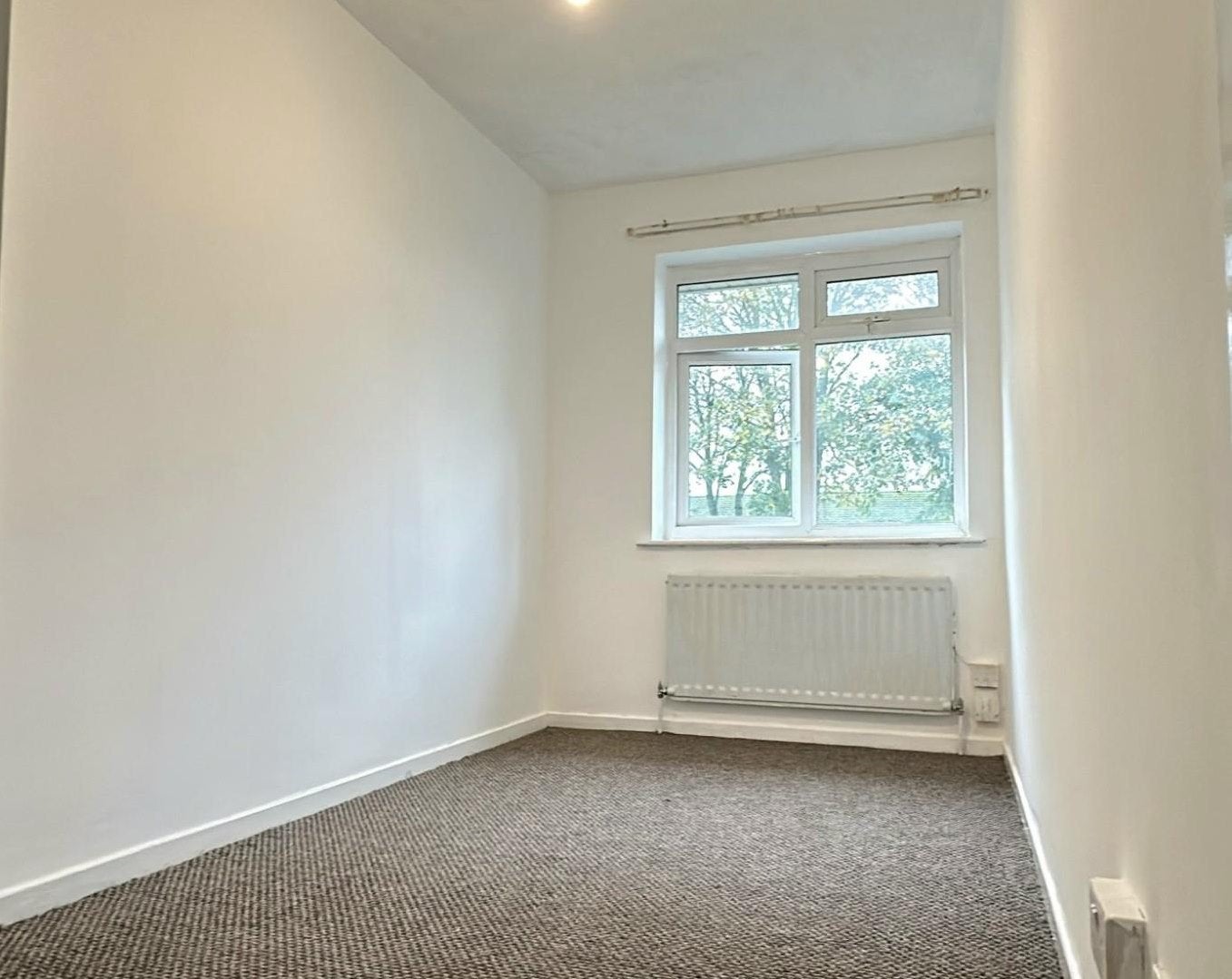 House Corfe Close in Birmingham