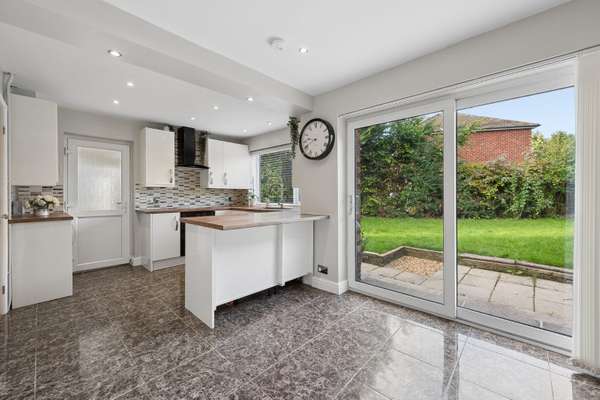 House Newlands Drive in Wilmslow