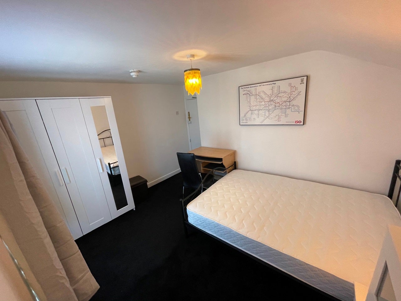 Room Chichester Street in Chester