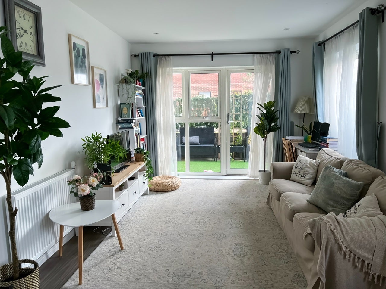 Flat Bridlington Road in Three Rivers