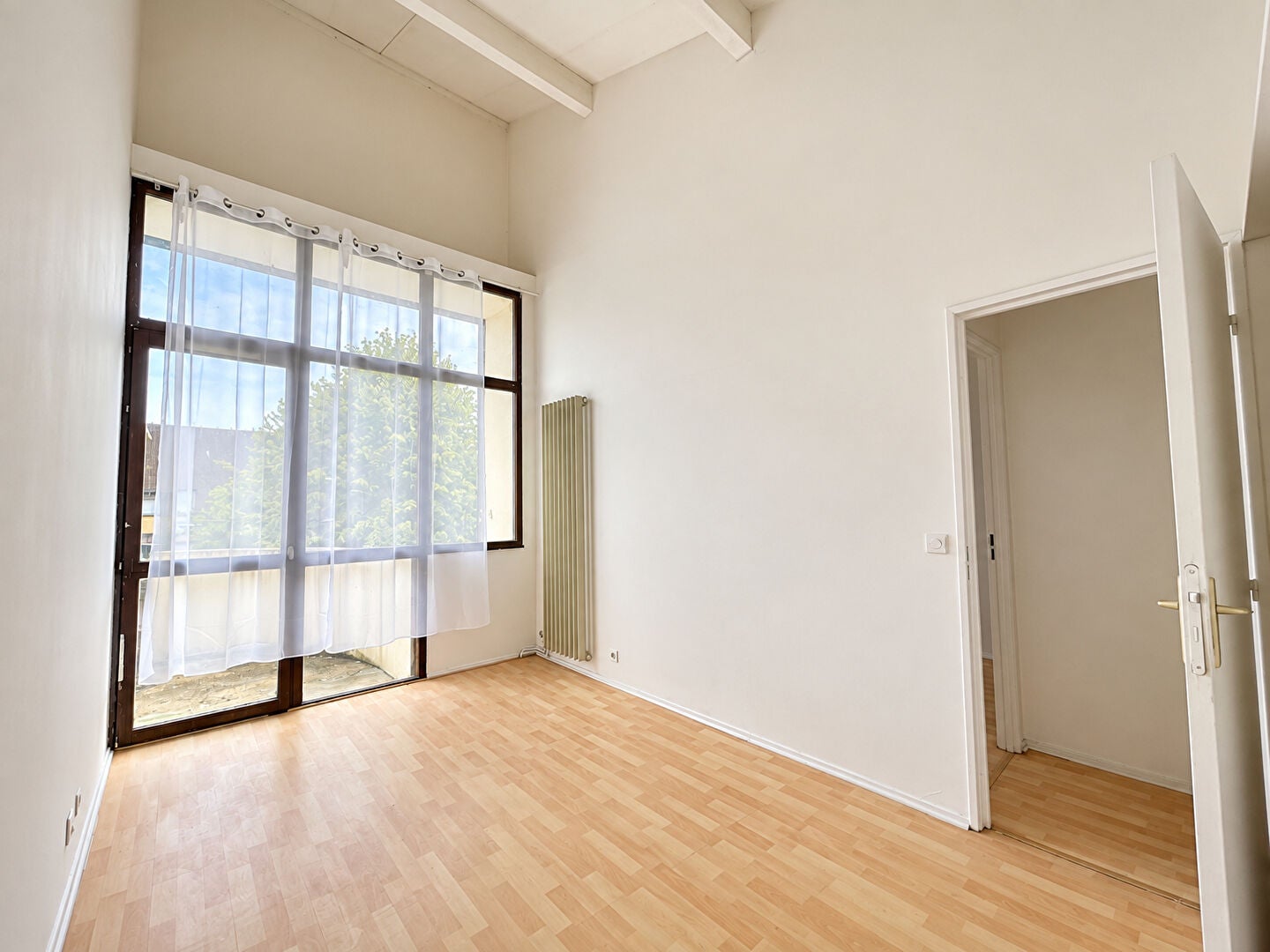 Flat Rue Guillaume Apollinaire in Savigny-le-Temple