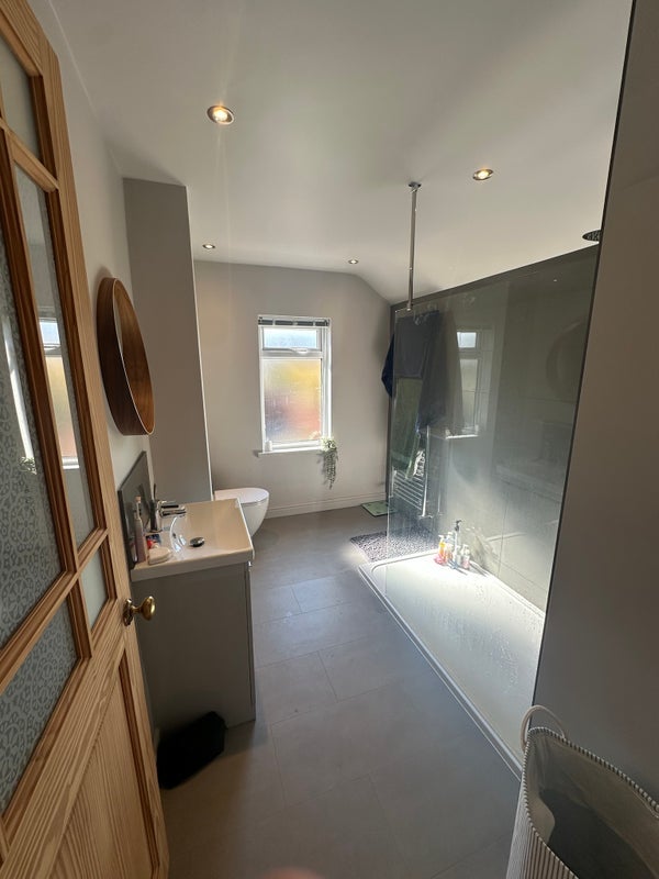 Room Exchange Road in Nottingham