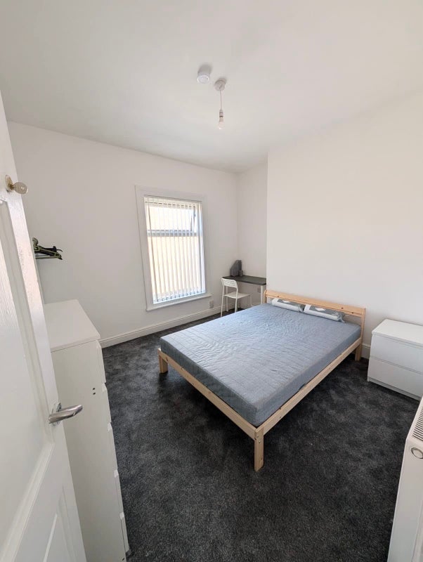Room Percy Street in Middlesbrough