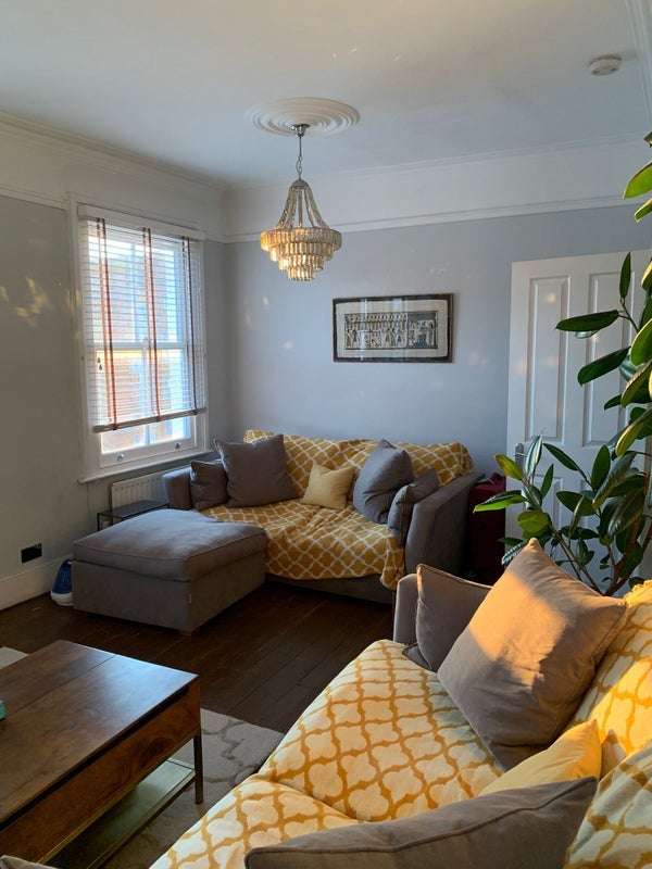 Room Latchmere Road in Greater London