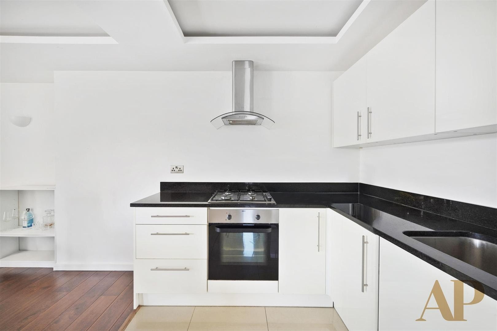 Flat Webber Street in Greater London