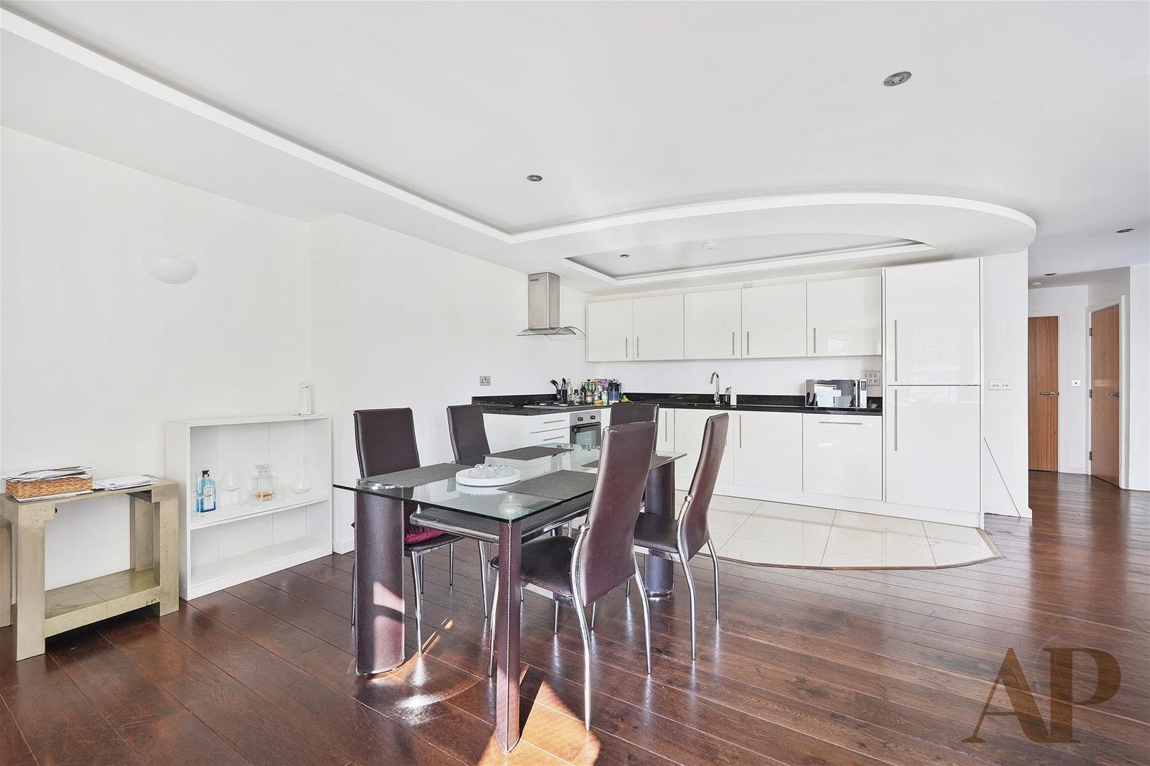 Flat Webber Street in Greater London