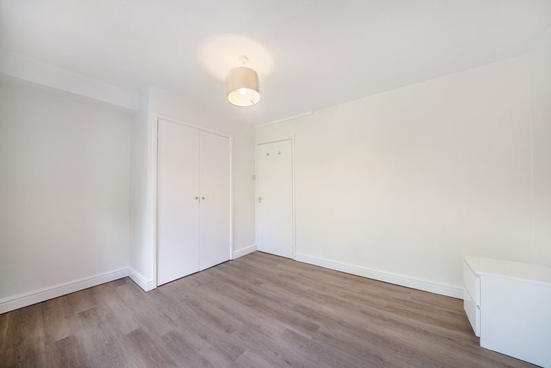 Flat Regent Square in Greater London