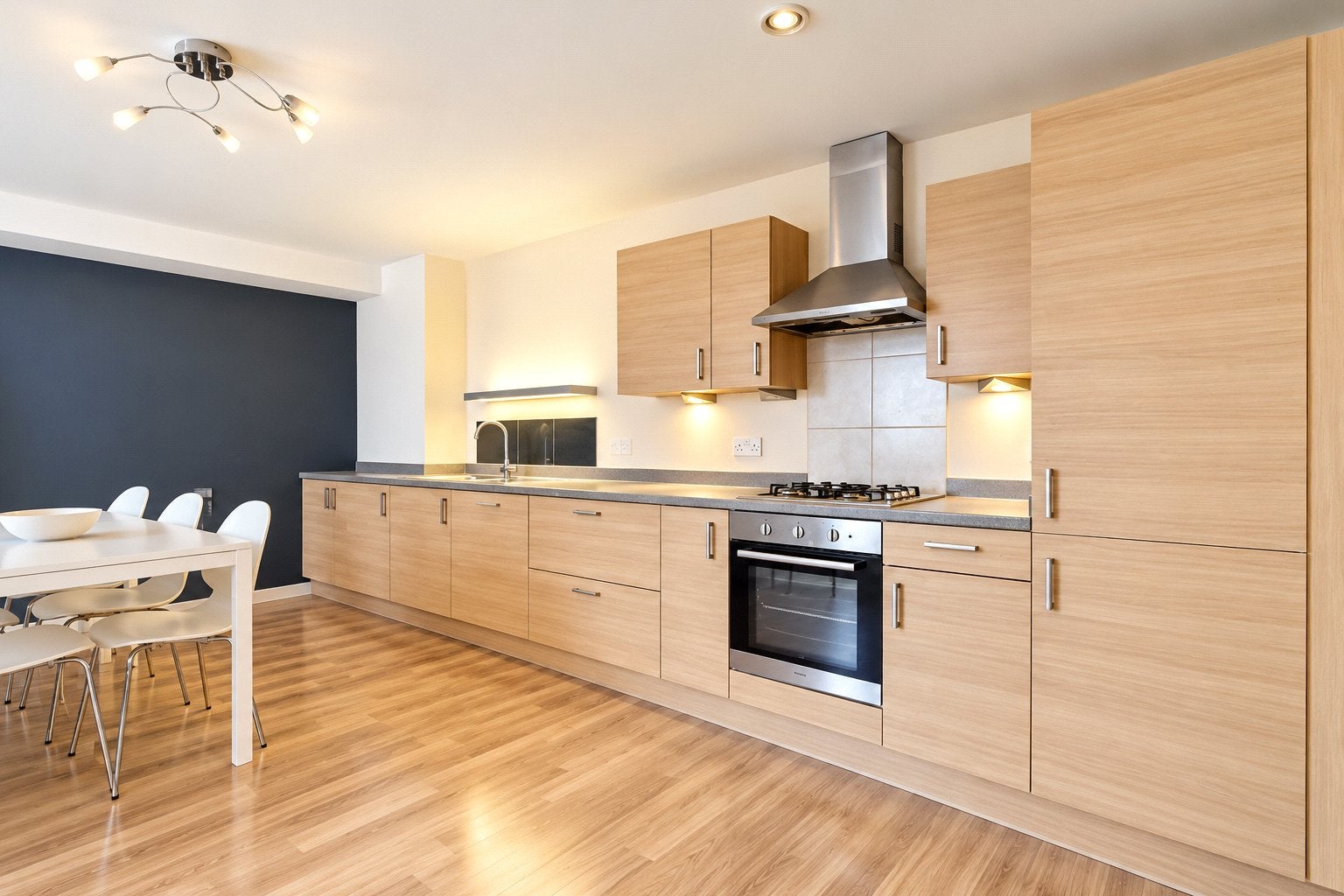 Flat Hannover Quay in Bristol