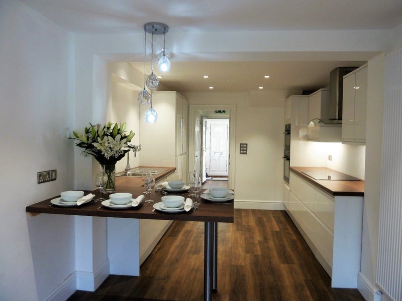 House Poplar Close in Crawley