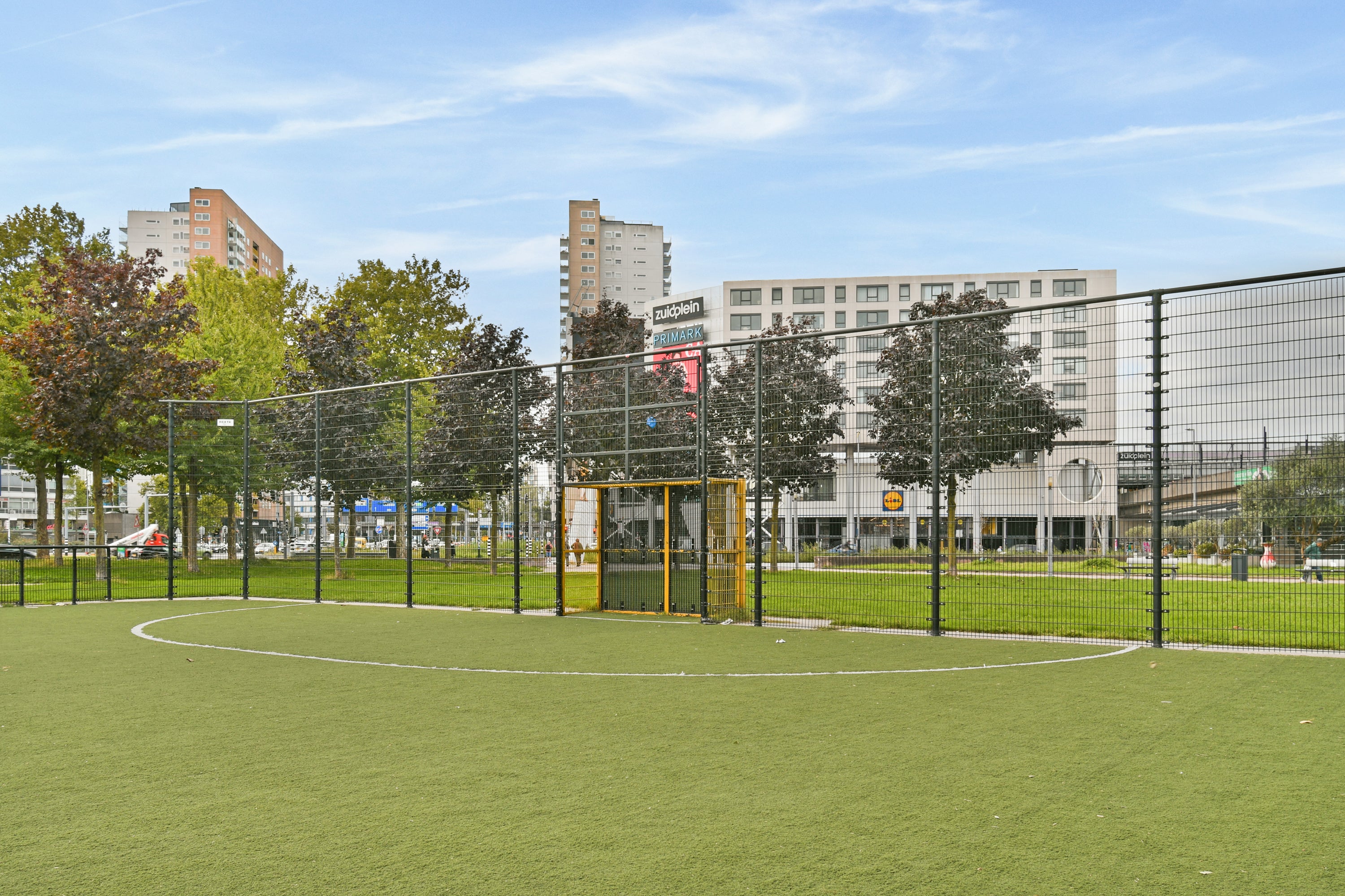 Appartement te koop: Zuidplein 500, Rotterdam
