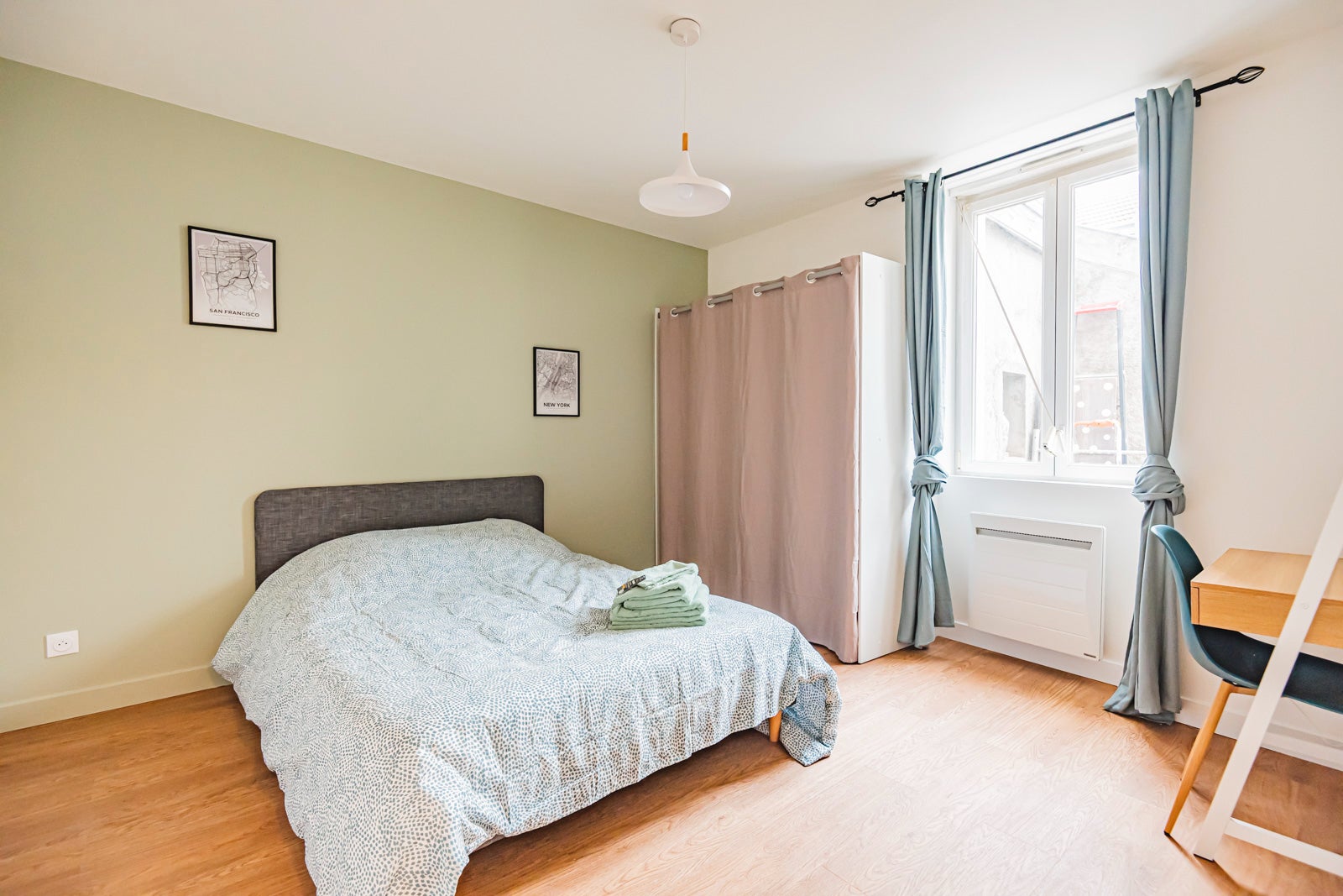 Flat Rue de l'Équerre in Reims