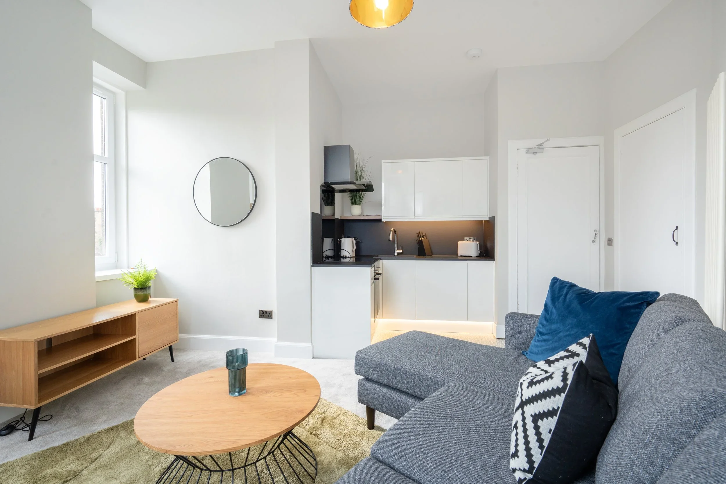 Flat Murrayfield Place in City of Edinburgh