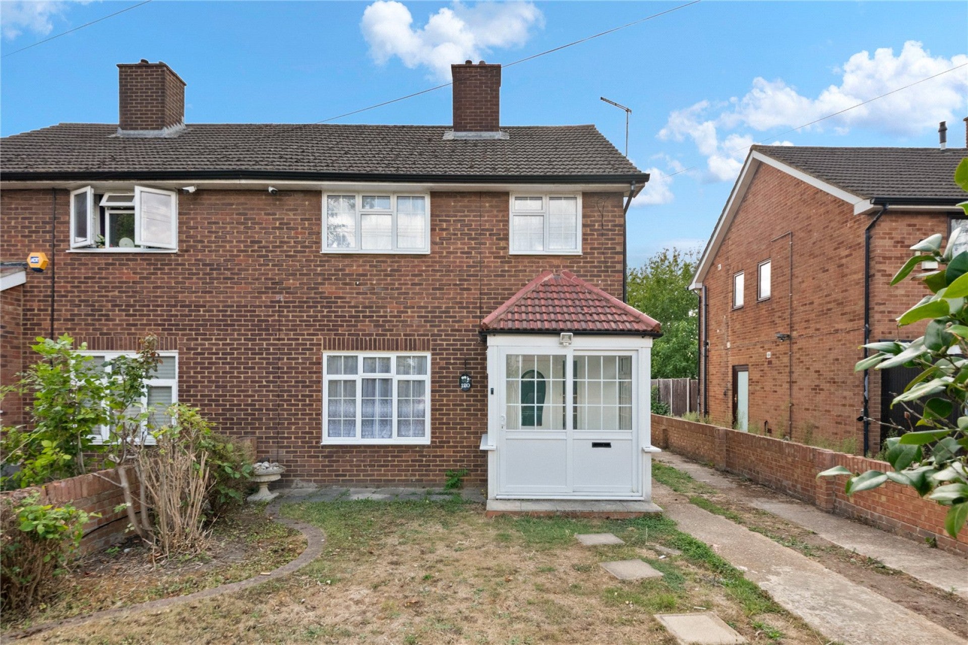 House Sipson Road in Greater London
