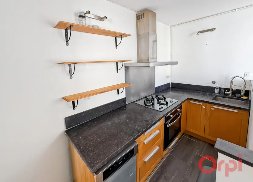 Flat Rue de Mazagran in Paris