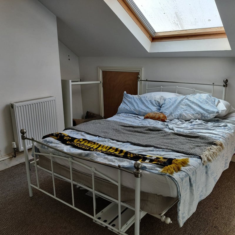 Room Grove Park Avenue in Bristol