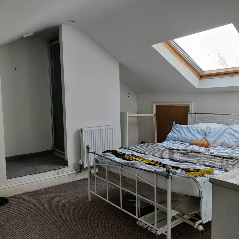 Room Grove Park Avenue in Bristol