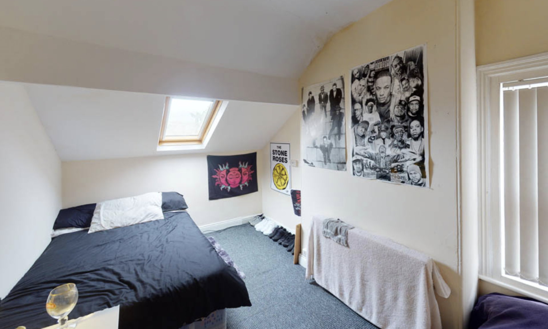 Flat Kirkstall Lane in Leeds