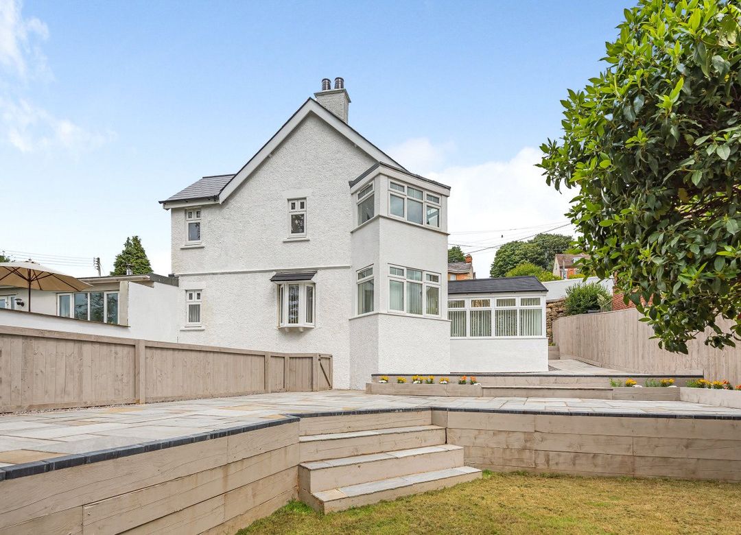 House Slad Road in Stroud