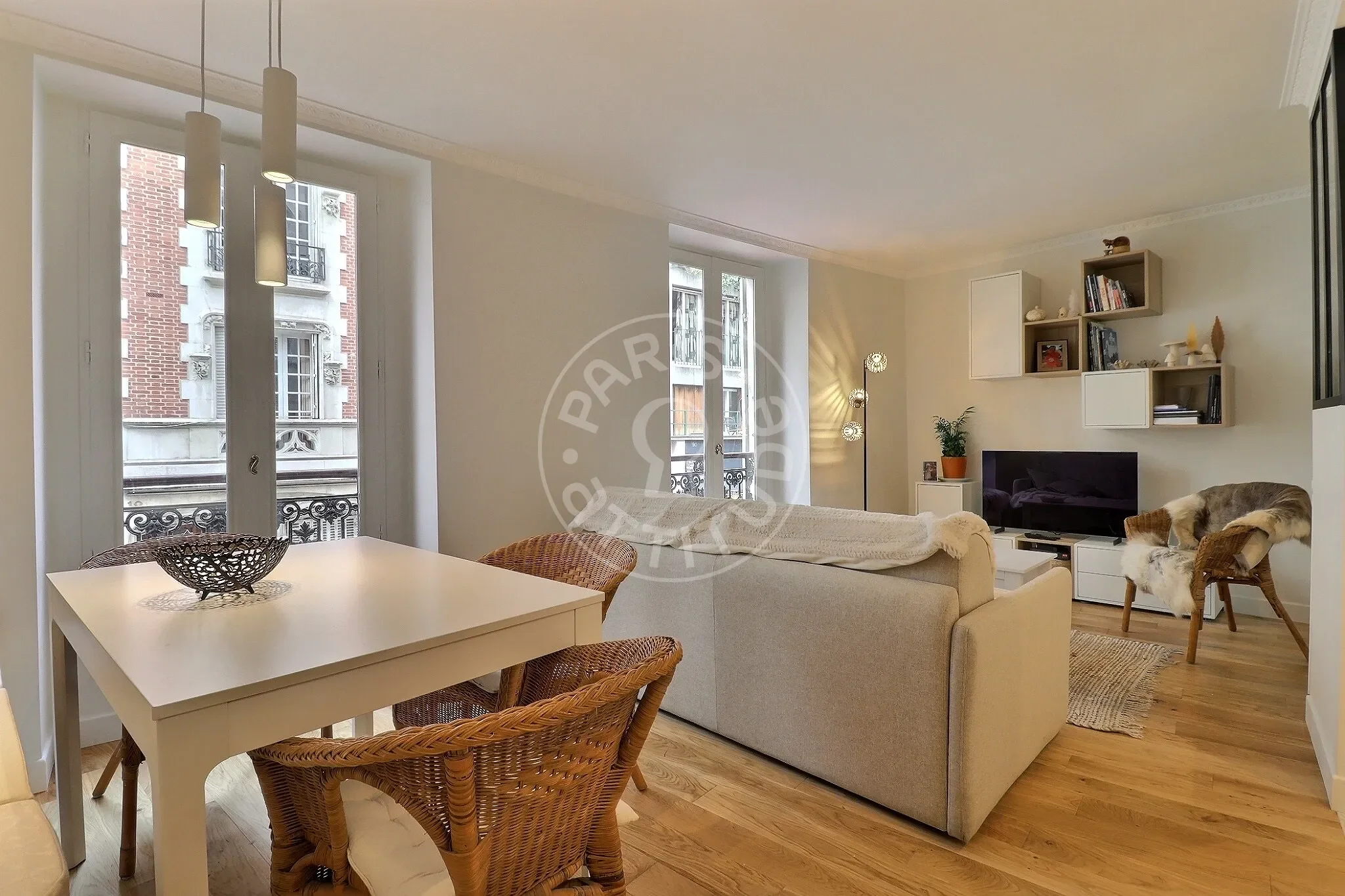 Appartement Rue Yvonne Le Tac à Paris