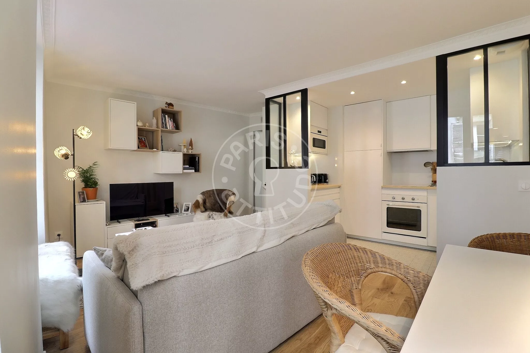 Appartement Rue Yvonne Le Tac à Paris