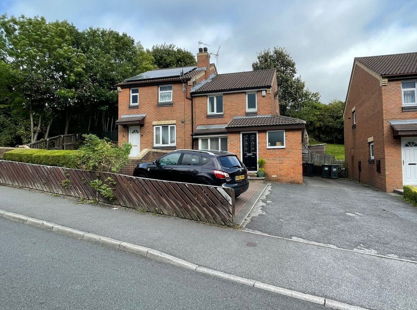 House Farm Hill North in Leeds