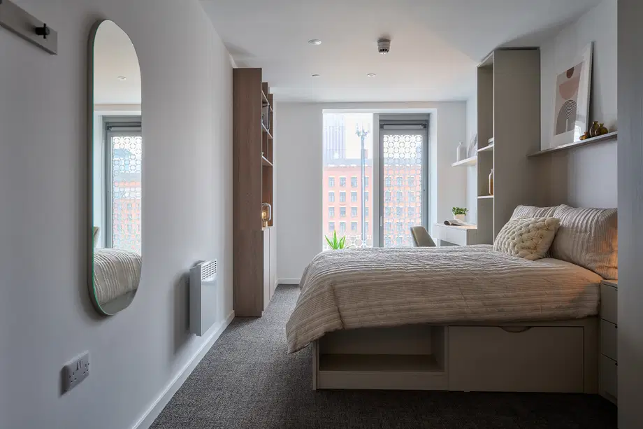 Flat Rockdove Avenue in Manchester