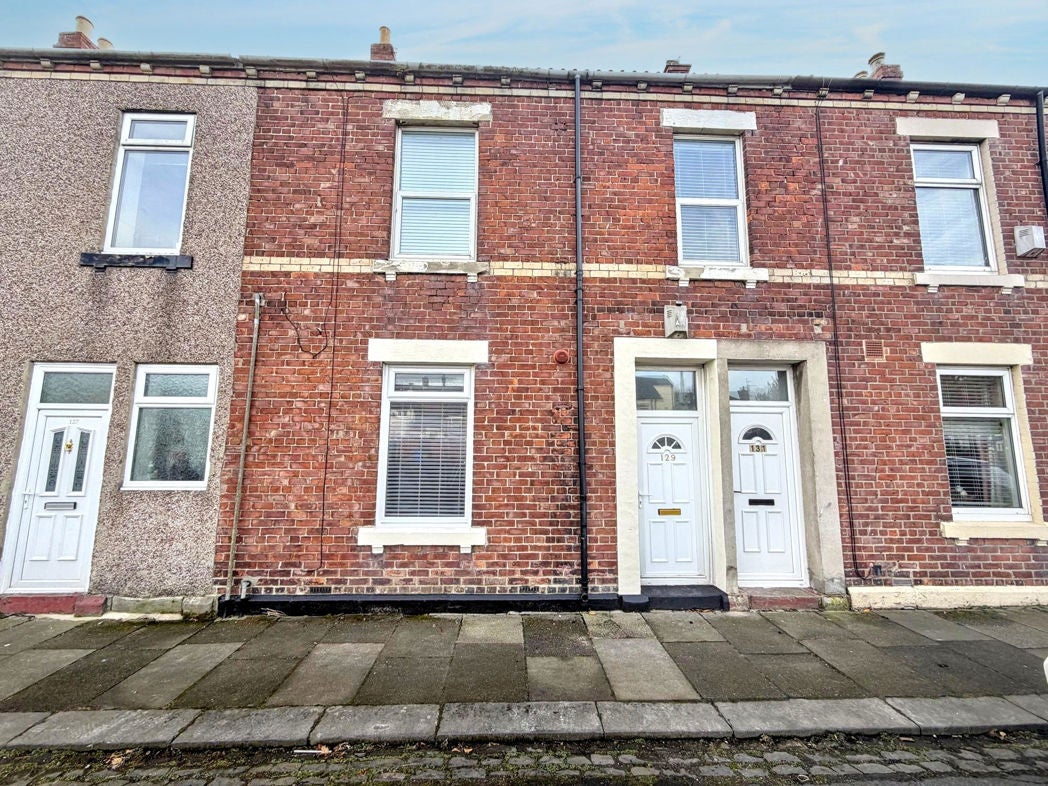 Flat Renwick Road in Newsham