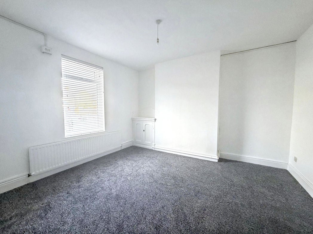 Flat Renwick Road in Newsham