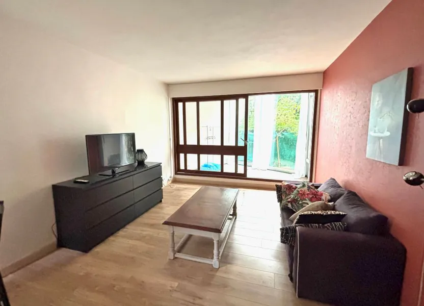 Appartement Rue du Hameau à Le Chesnay-Rocquencourt