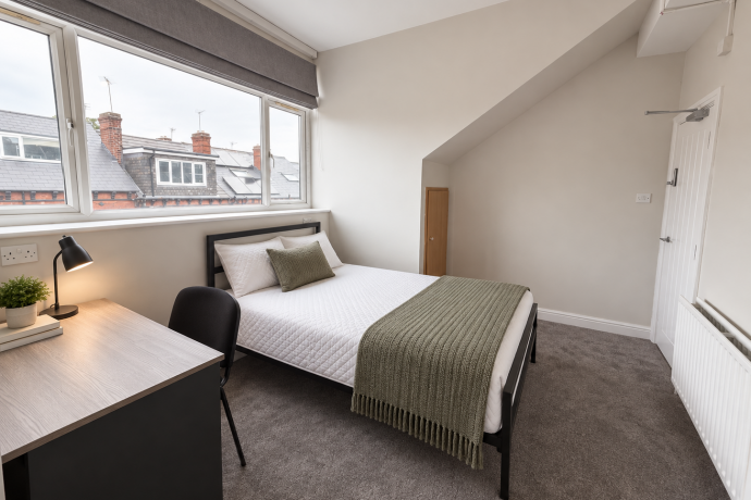 Room Back Ashville Terrace in Leeds