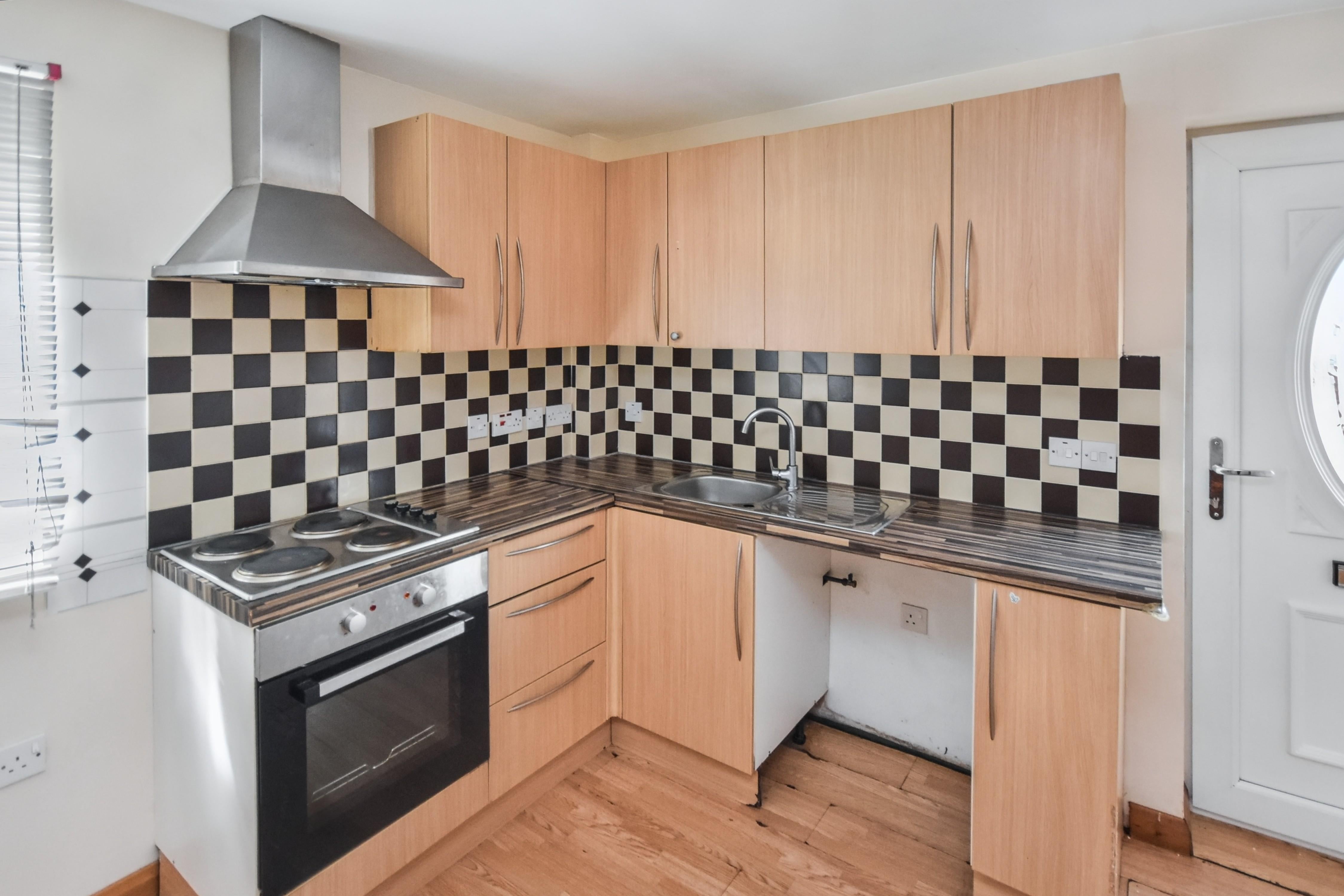 Flat Sandby Road in Corby