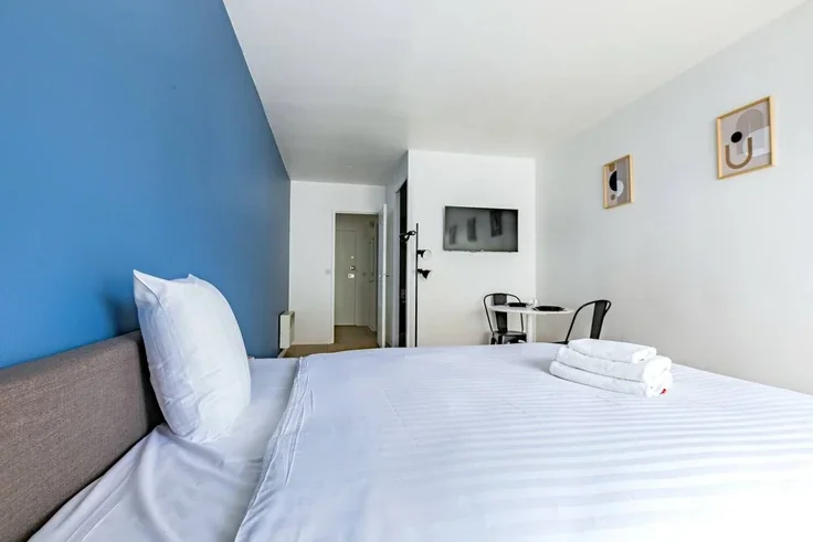 Flat Rue Maison Dieu in Paris