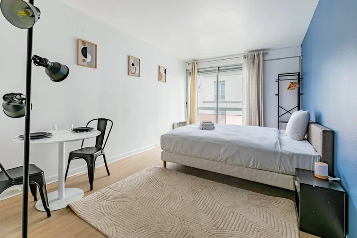Flat Rue Maison Dieu in Paris