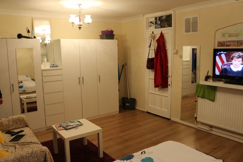 Room Gibbins Road in Greater London