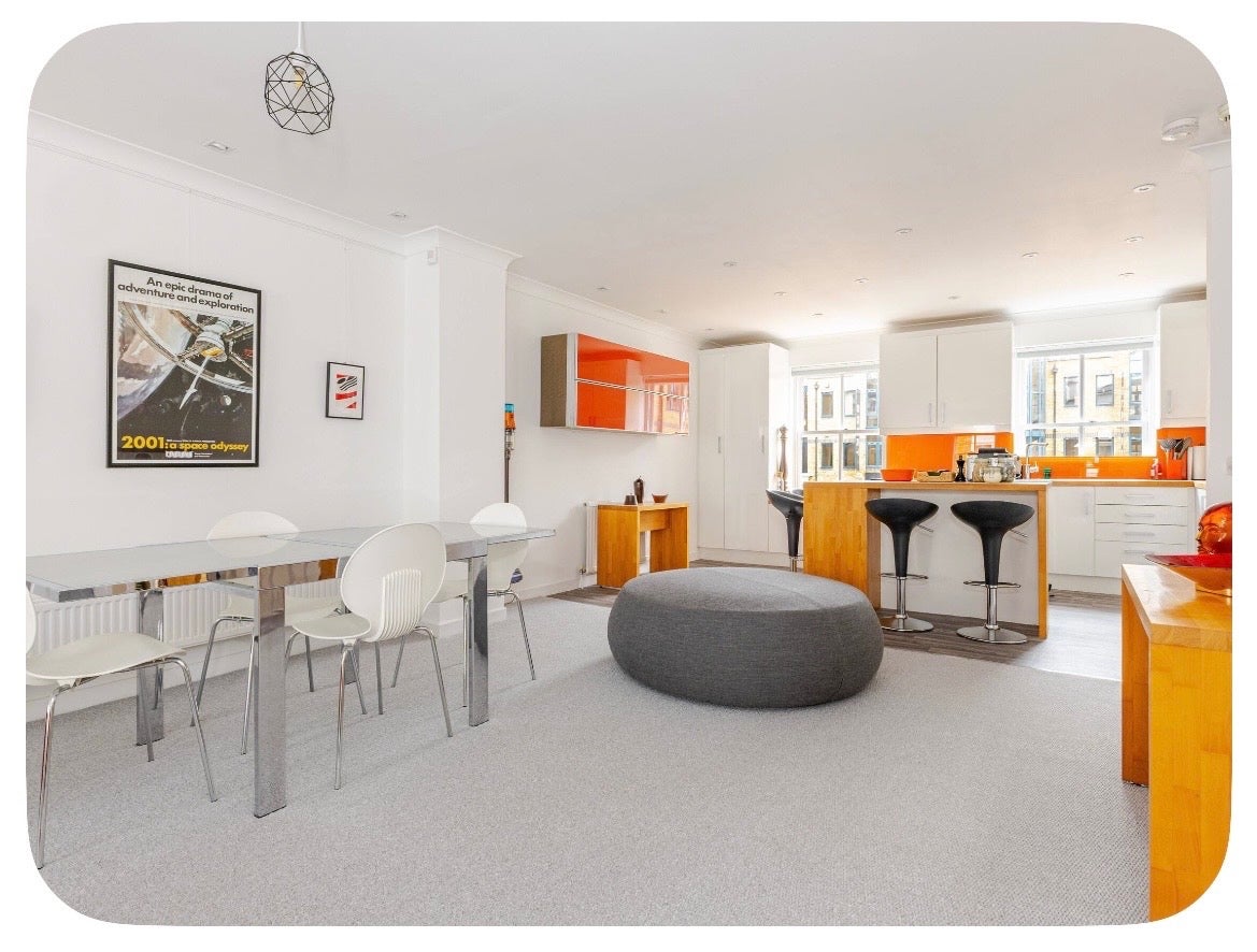 House Blade Mews in Greater London